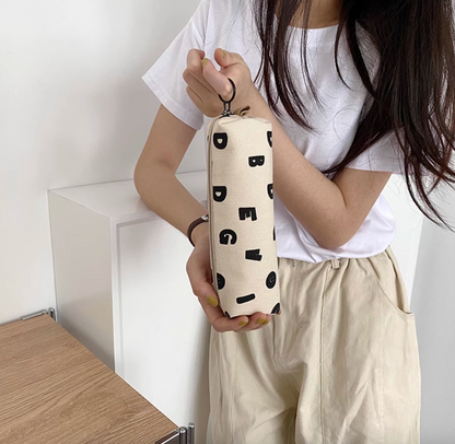 かわいいアルファベット柄 大容量キャンバスペンケース 2サイズ展開